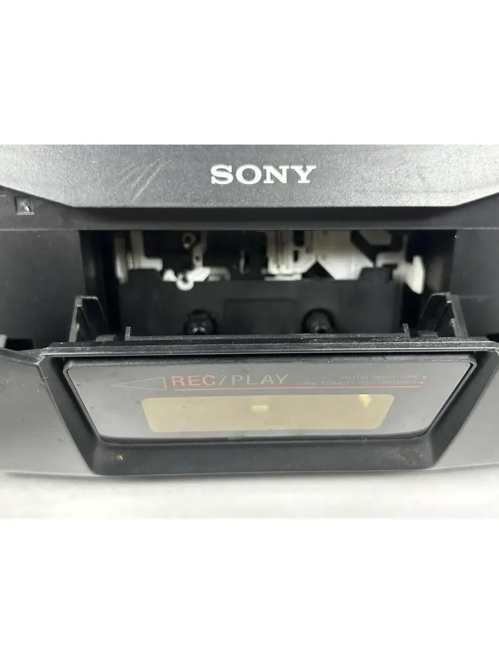 Sony CFS-204 AM FM Radio Cassette Player Boombox Radio Works - Cassette Does Not